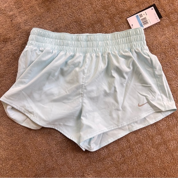 NWT Nike Women's One Dri-FIT Mid-Rise 3" Brief-Lined Shorts - Picture 1 of 6